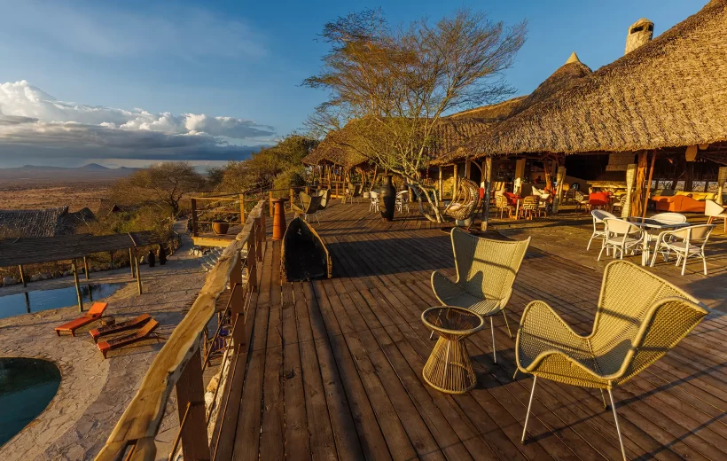 Unveiling Tsavo in Style: Luxurious 5-Day Safari